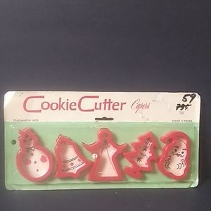 Vintage 1972 Christmas Cookie Cutter set